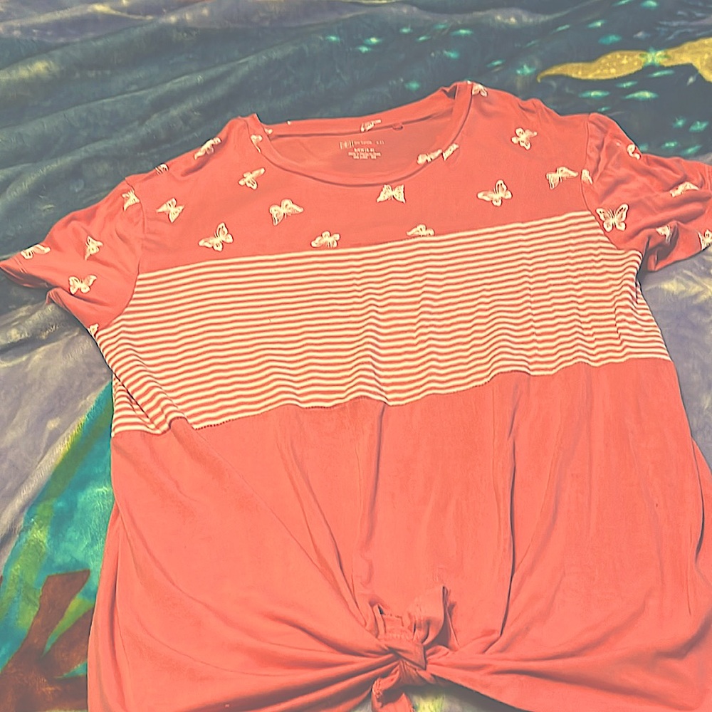 No boundaries pink butterfly shirt